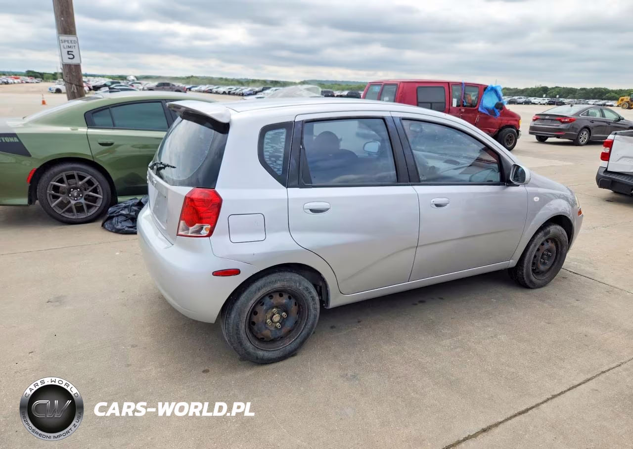 2006 Chevrolet Aveo Base VIN:KL1TD66666B576129 - 3