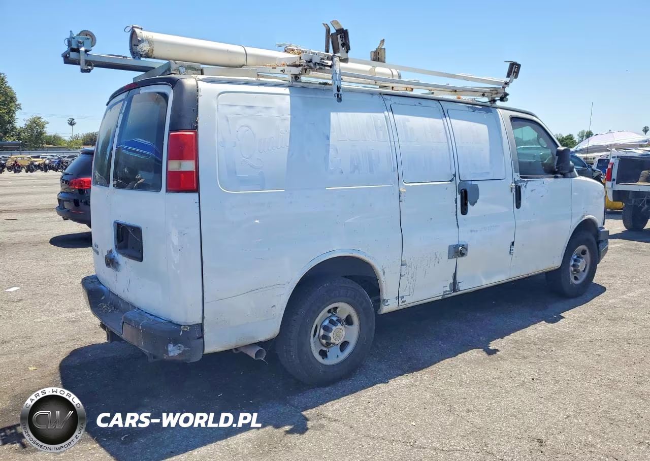 2020 Chevrolet Express G2500 Paratransit VIN:1GCWGFCBXC1124166 - 3