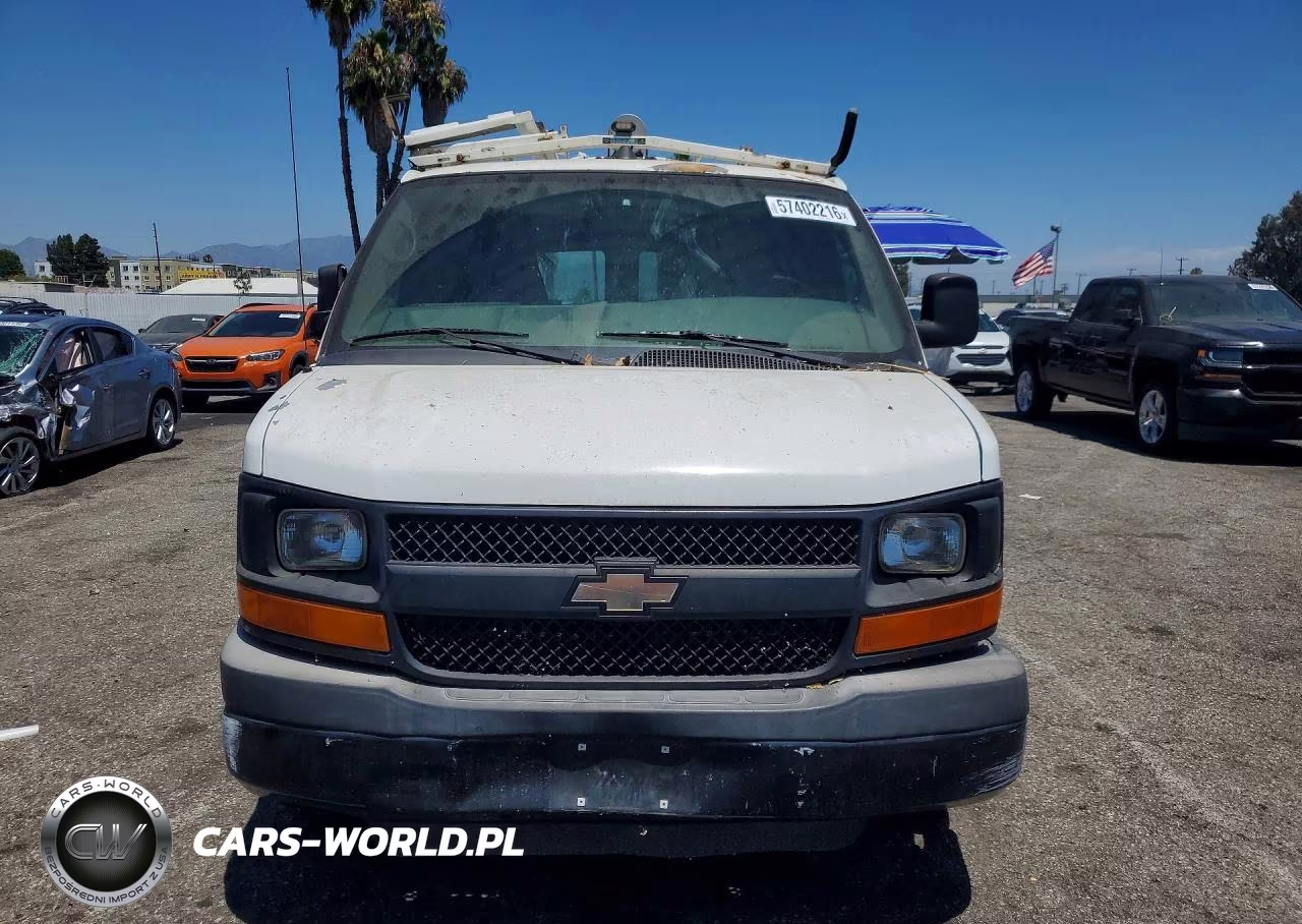 2020 Chevrolet Express G2500 Paratransit VIN:1GCWGFCBXC1124166 - 5