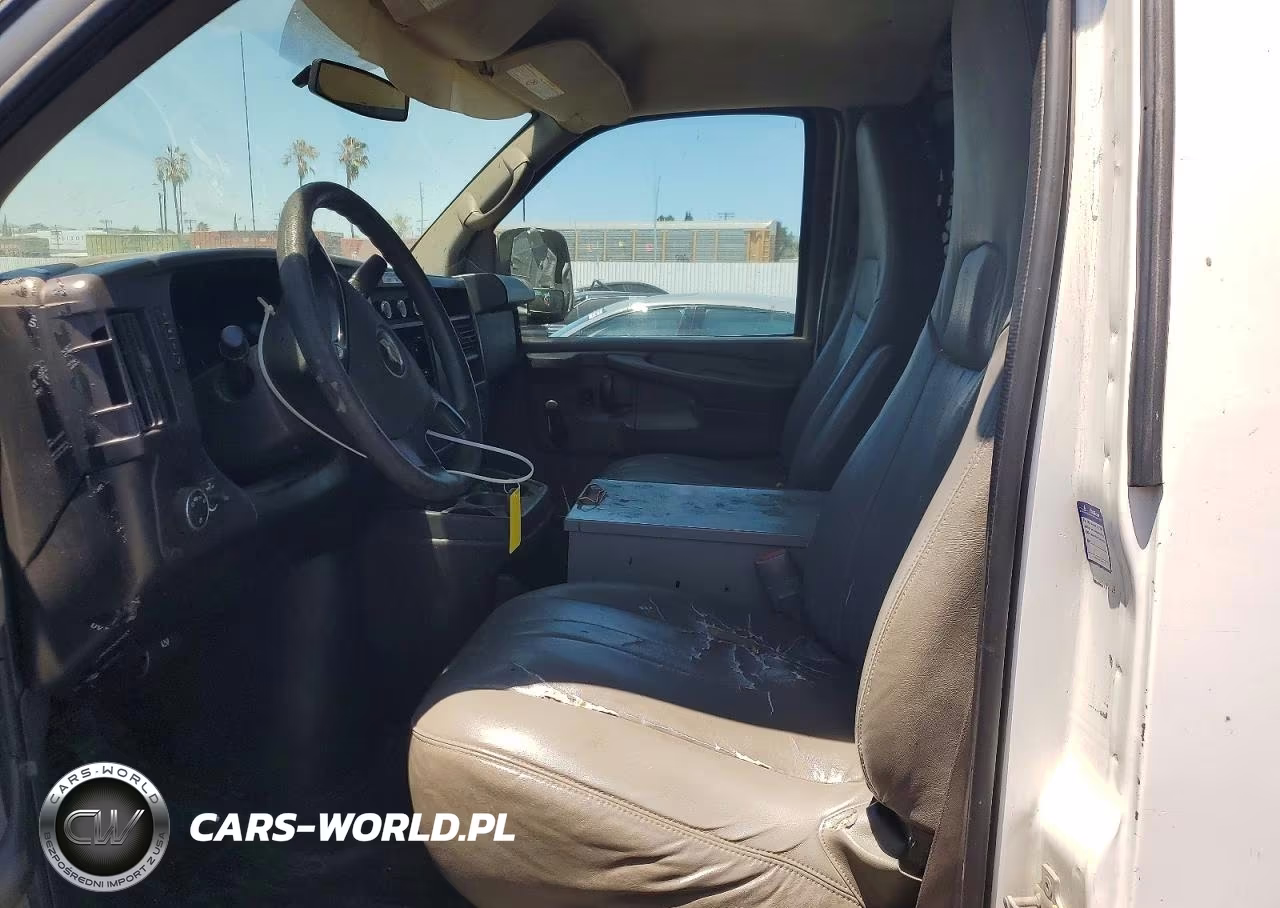 2020 Chevrolet Express G2500 Paratransit VIN:1GCWGFCBXC1124166 - 7