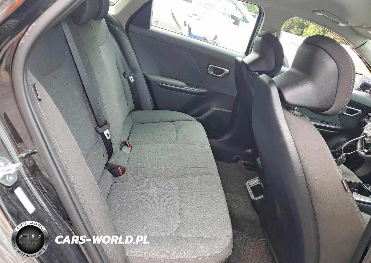 2025 Kia K4 Lx VIN:3KPFT4DEXSE211991 - 10
