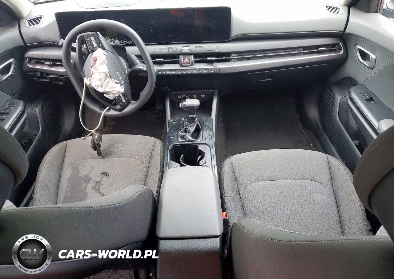 2025 Kia K4 Lx VIN:3KPFT4DEXSE211991 - 8