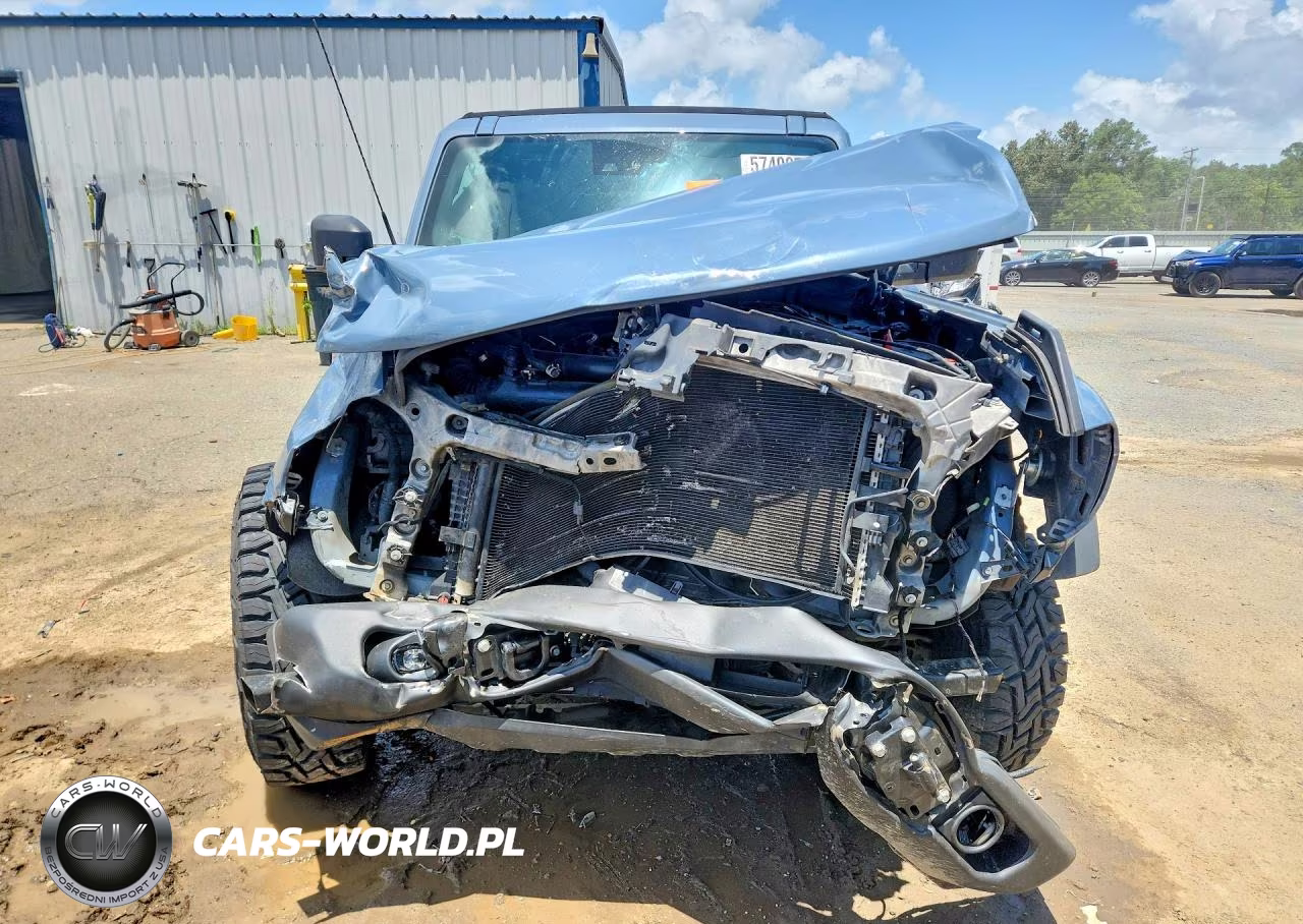 2023 Ford Bronco Base VIN:1FMEE5BP0PLB31030 - 5