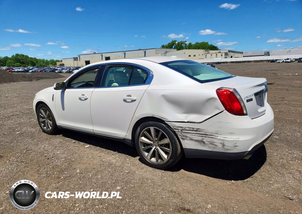 2011 Lincoln Mks VIN:1LNHL9FT8BG606684 - 2