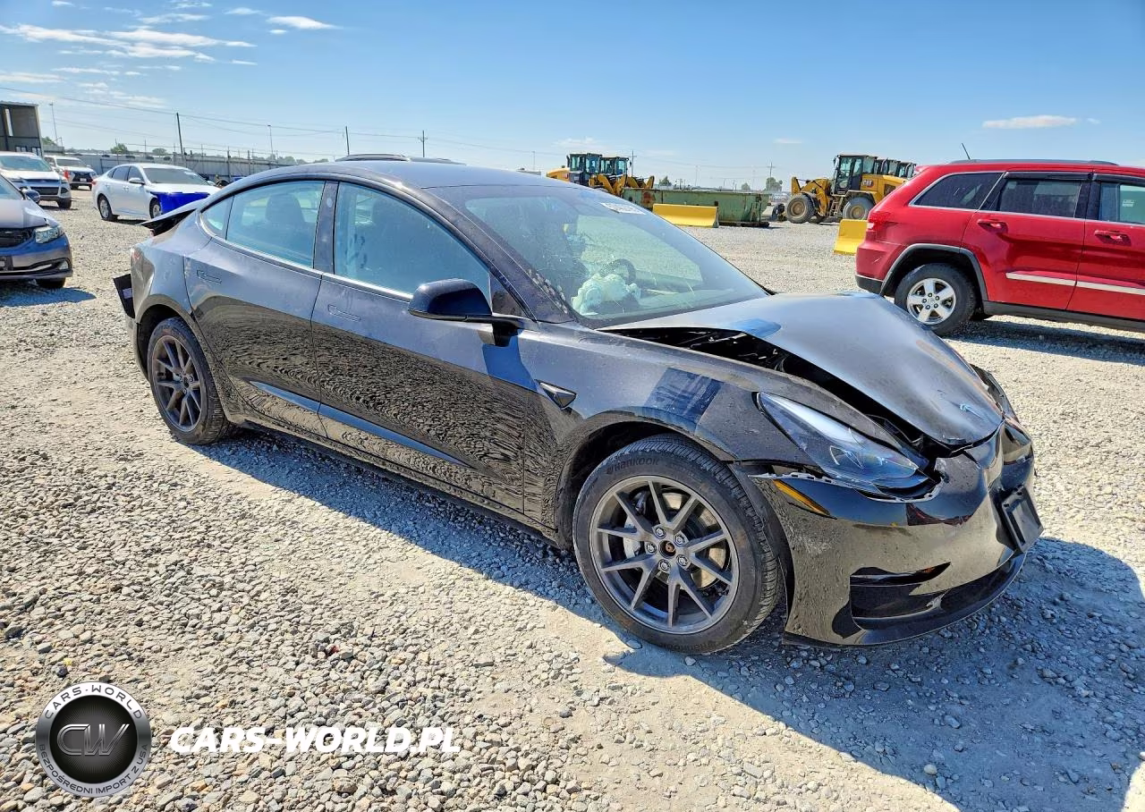 2023 Tesla Model 3 VIN:5YJ3E1EB7PF591423 - 4