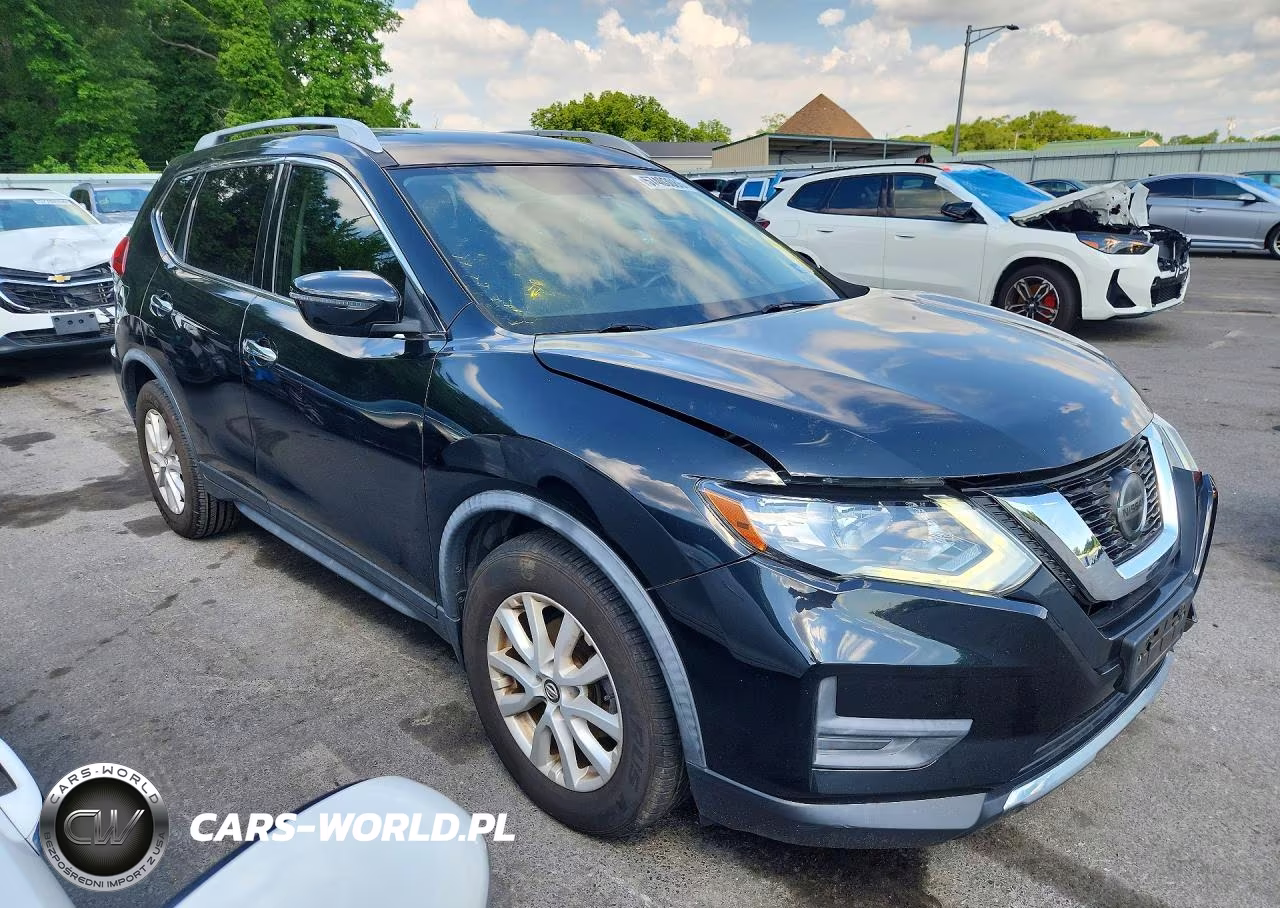2018 Nissan Rogue Sv VIN:JN8AT2MTXJW450995 - 4