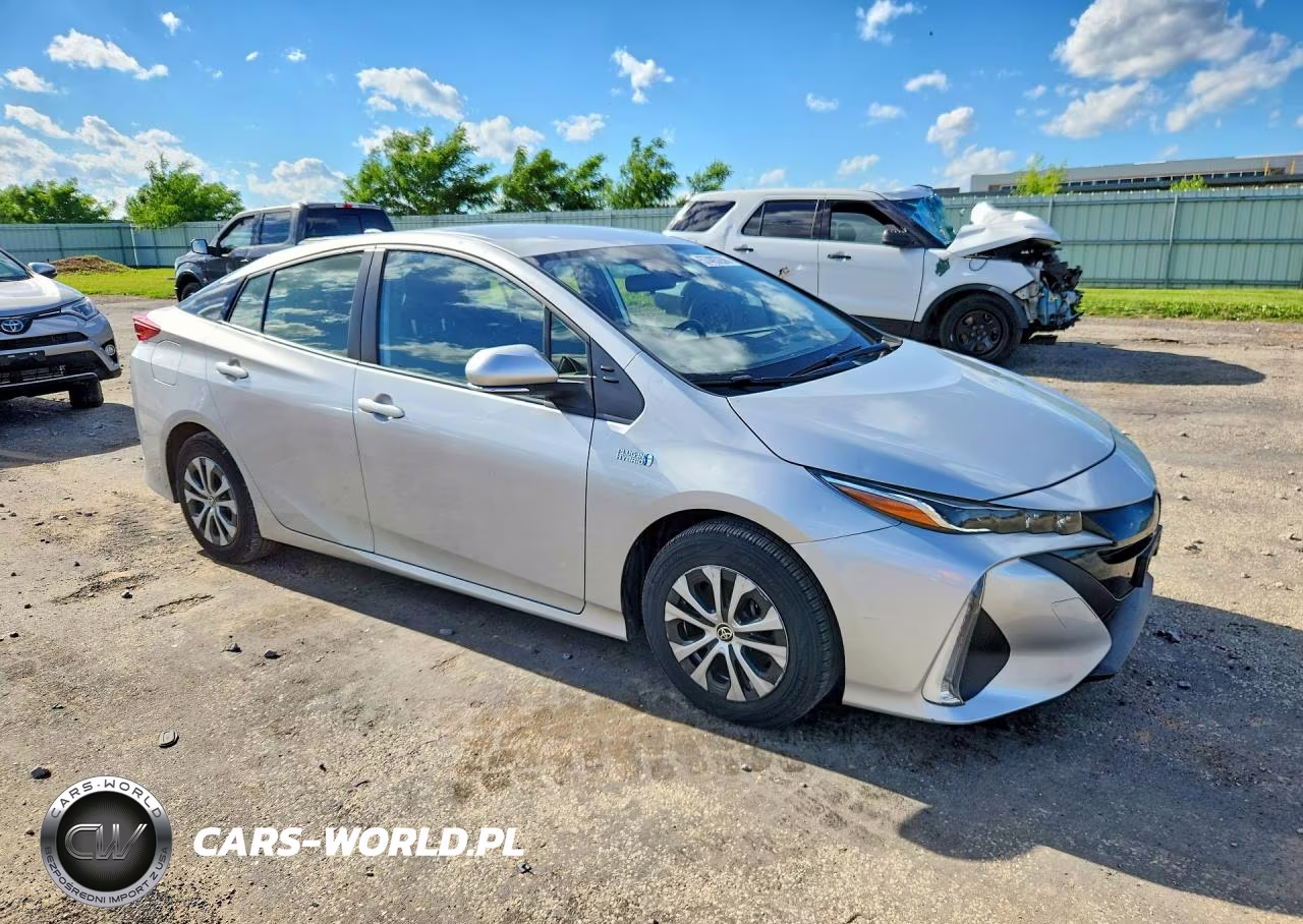 2021 Toyota Prius Prime Le VIN:JTDKAMFP6M3188688 - 4