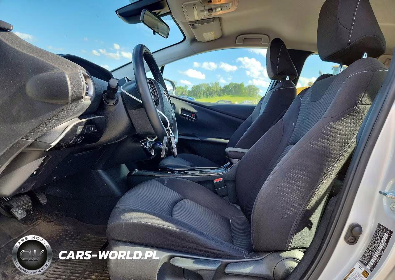 2021 Toyota Prius Prime Le VIN:JTDKAMFP6M3188688 - 7