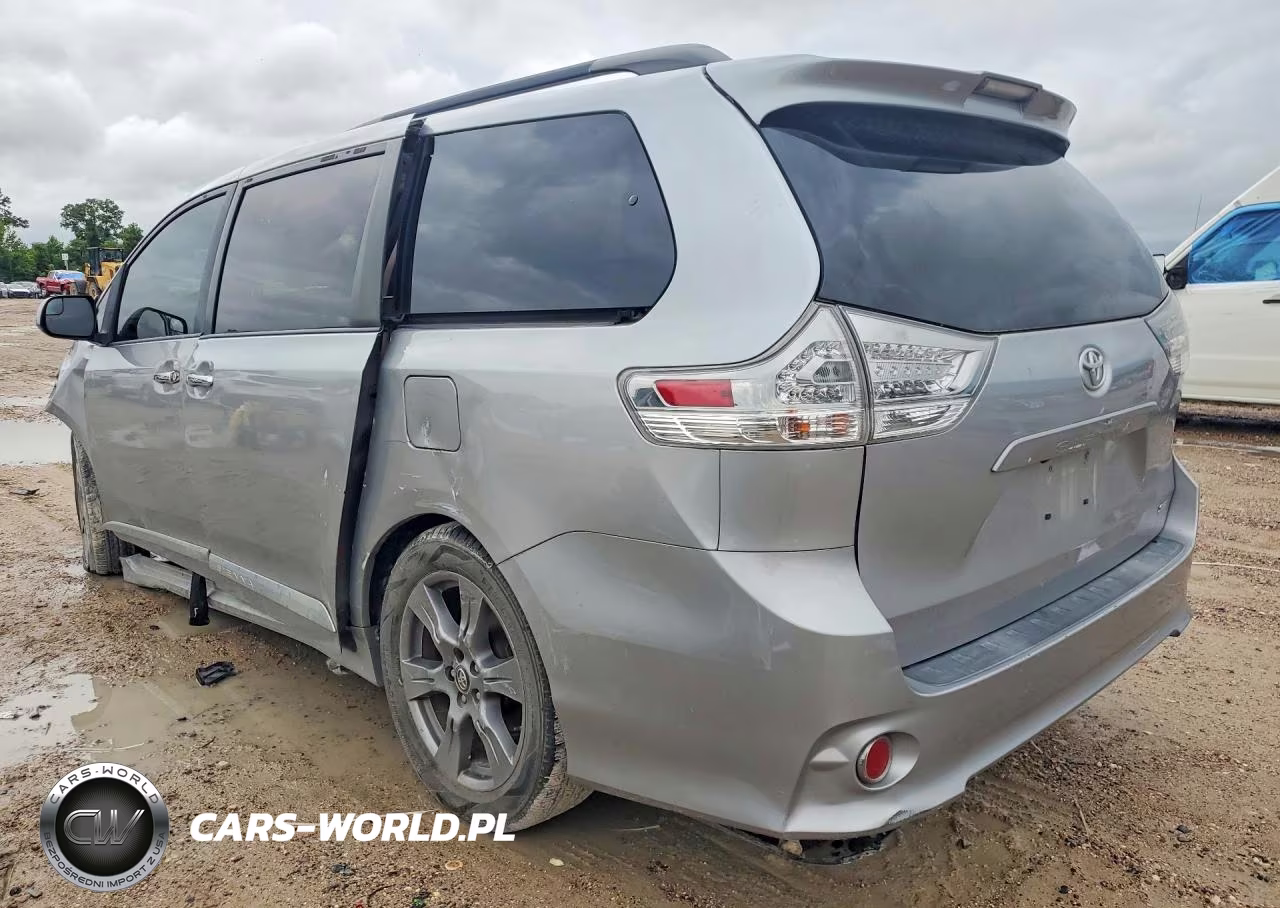 2018 Toyota Sienna VIN:5TDXZ3DC0JS909462 - 2