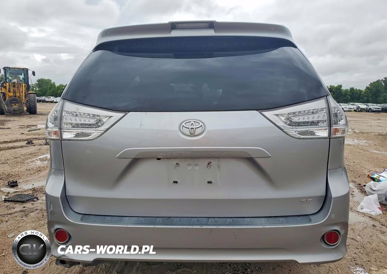 2018 Toyota Sienna VIN:5TDXZ3DC0JS909462 - 6