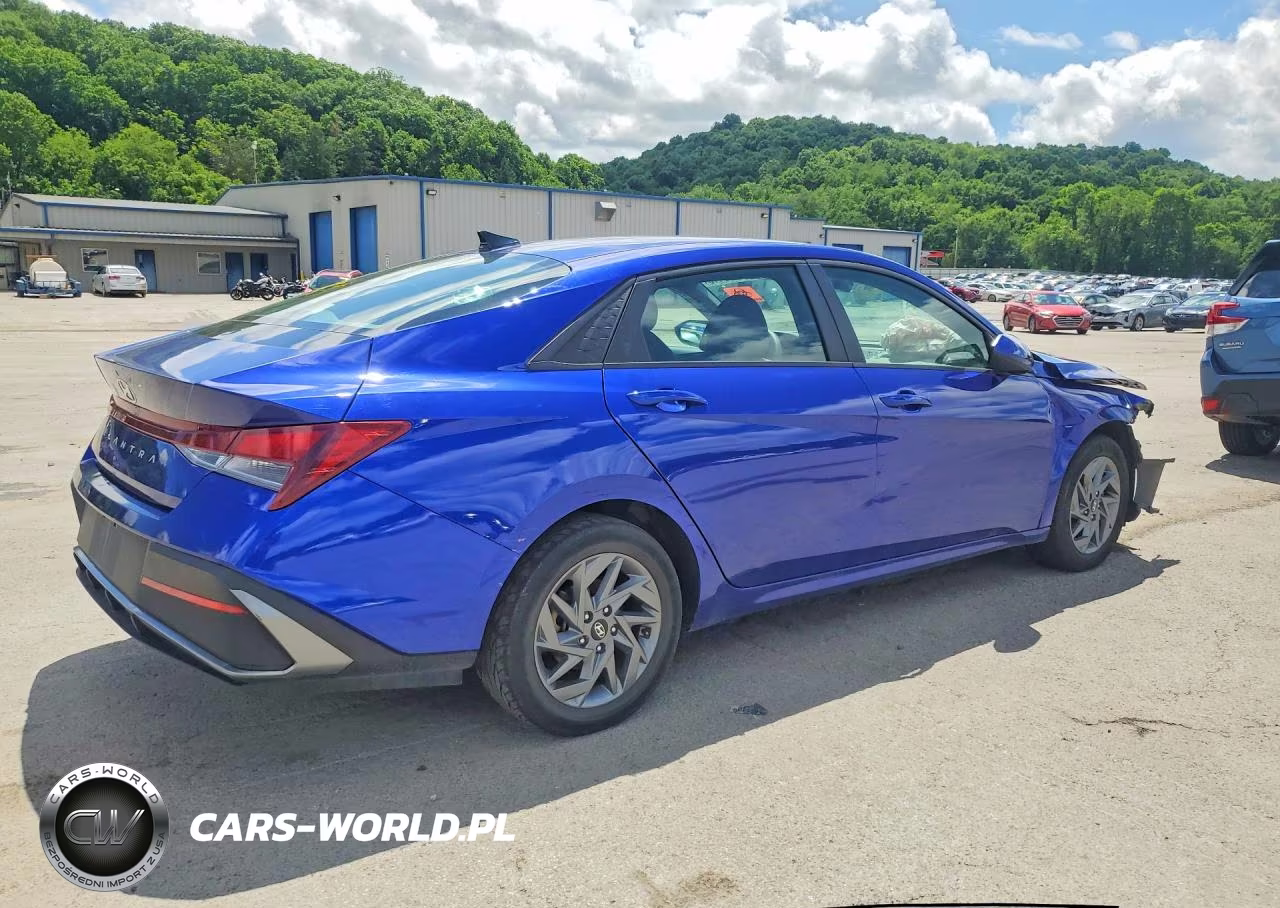 2024 Hyundai Elantra Sel VIN:KMHLM4DG7RU672056 - 3