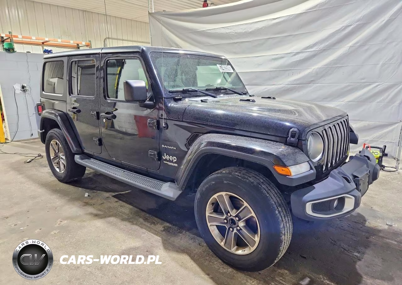 2019 Jeep Wrangler Unlimited Sahara VIN:1C4HJXEG0KW555755 - 4