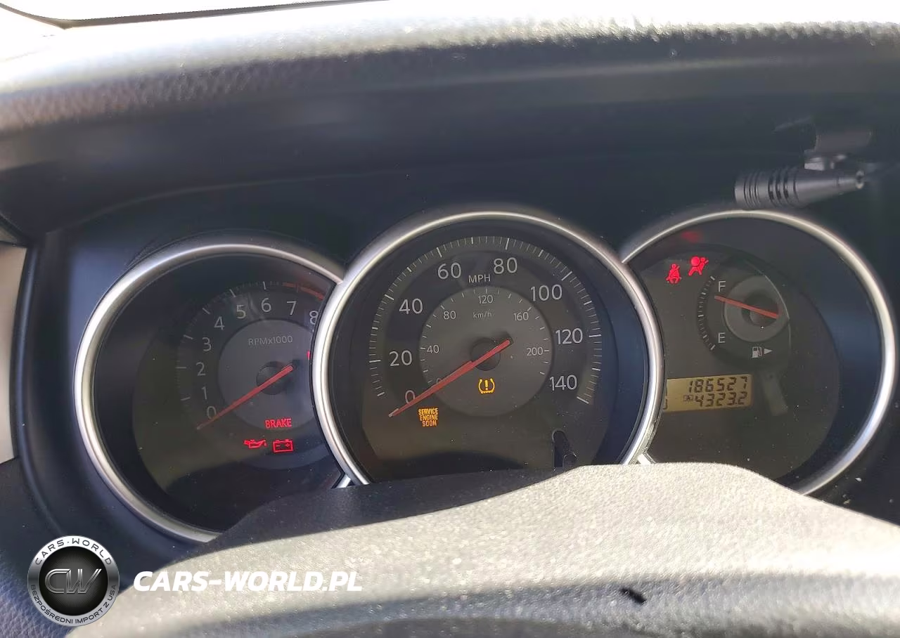 2008 Nissan Versa 1.8 S VIN:3N1BC13E18L363941 - 9