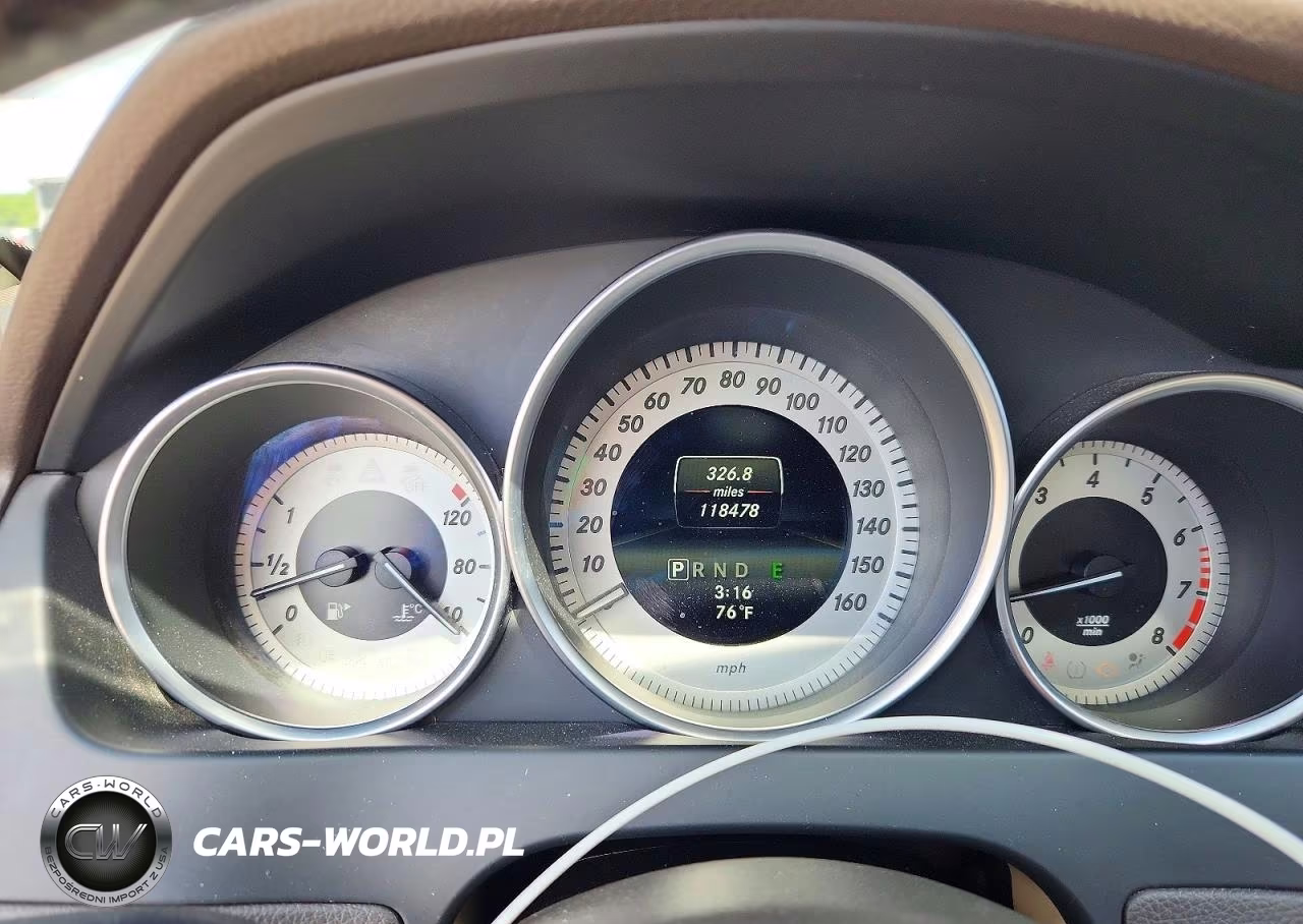 2014 Mercedes-Benz C 350 4Matic VIN:WDDGJ8JB7EG292681 - 9