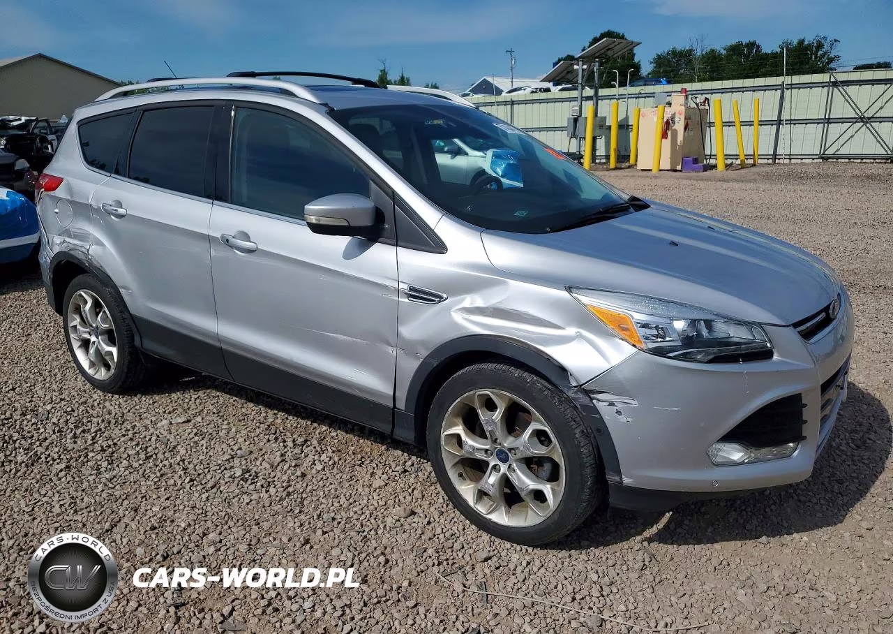 2014 Ford Escape Titanium VIN:1FMCU9J95EUB11092 - 4