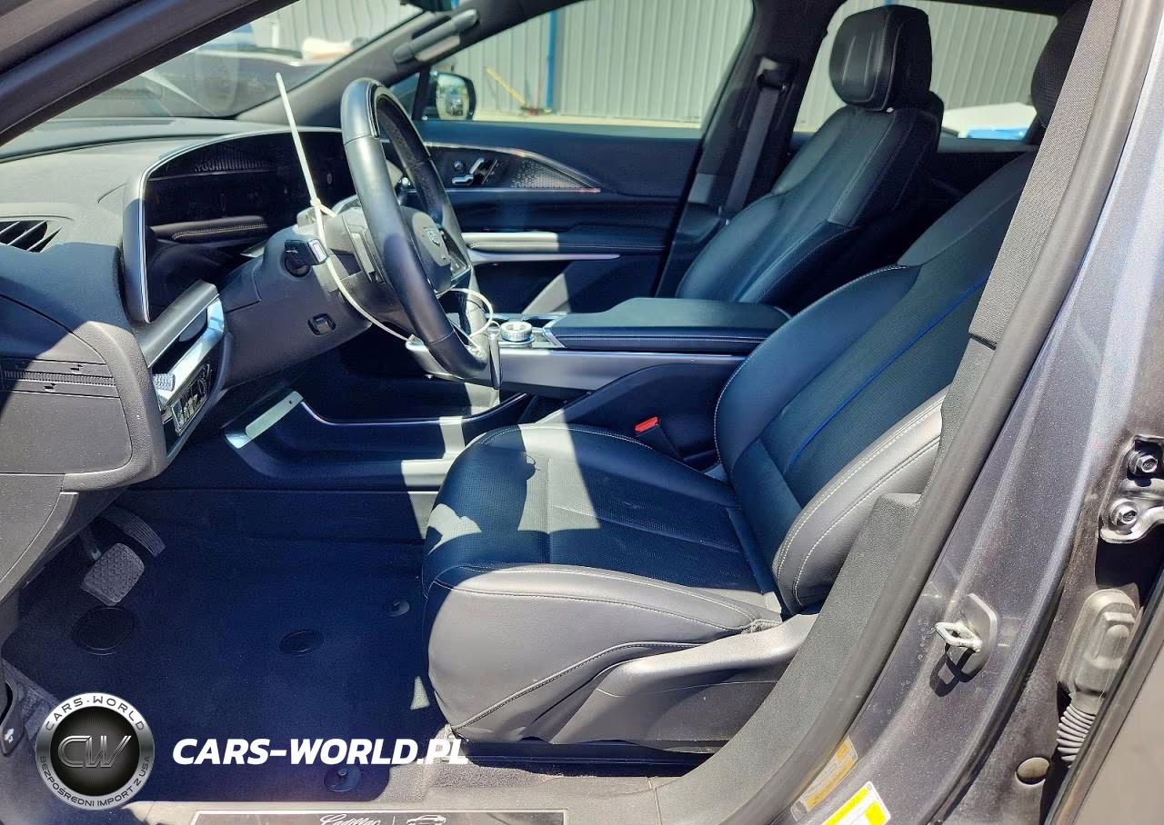 2023 Cadillac Lyriq Luxury VIN:1GYKPMRK4PZ002611 - 7