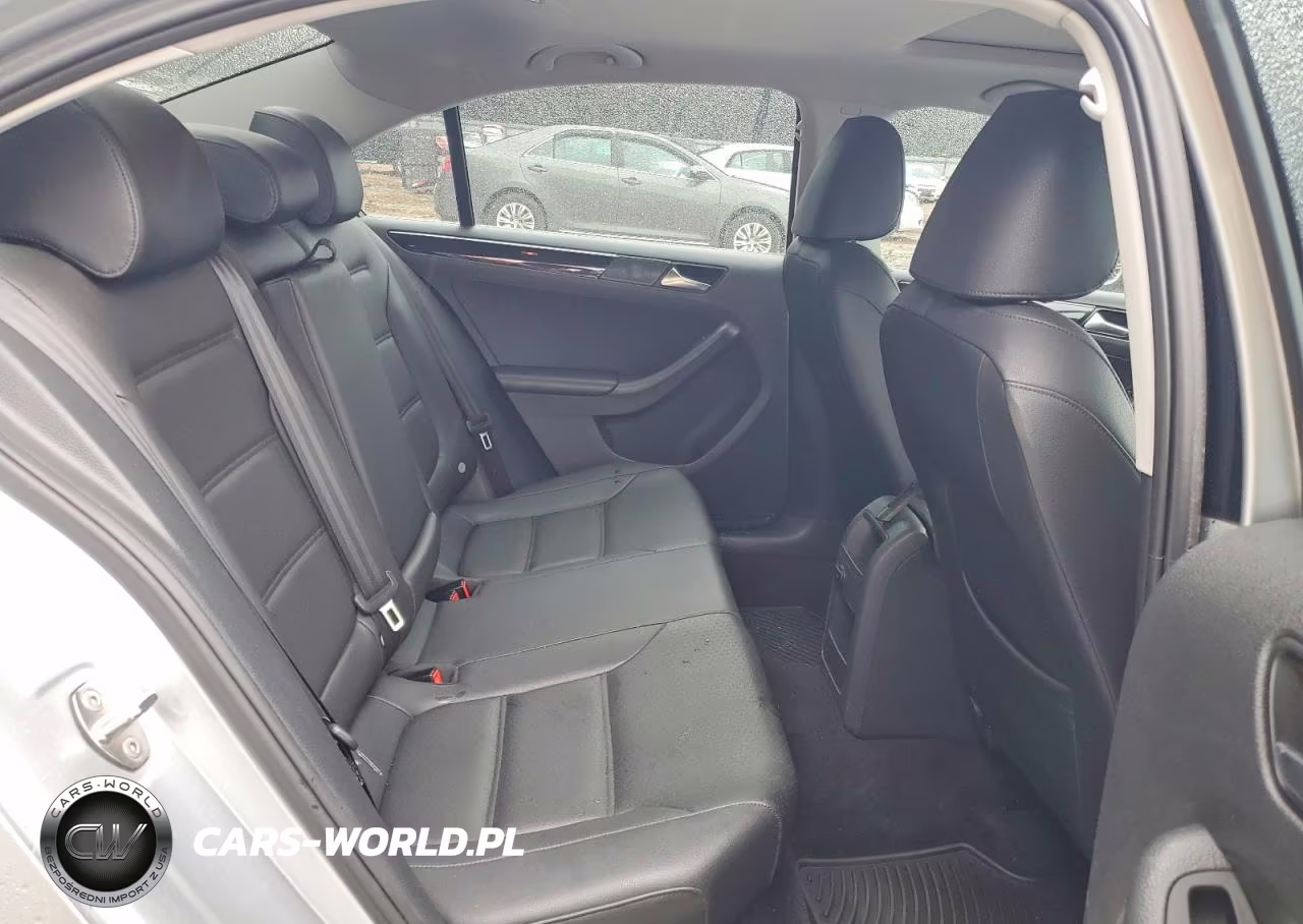 2016 Volkswagen Jetta Sel VIN:3VWL07AJXGM218710 - 10