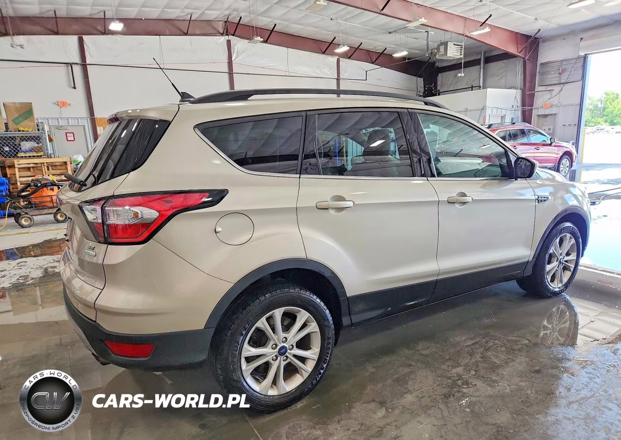 2018 Ford Escape Se VIN:1FMCU0GD6JUB72856 - 3