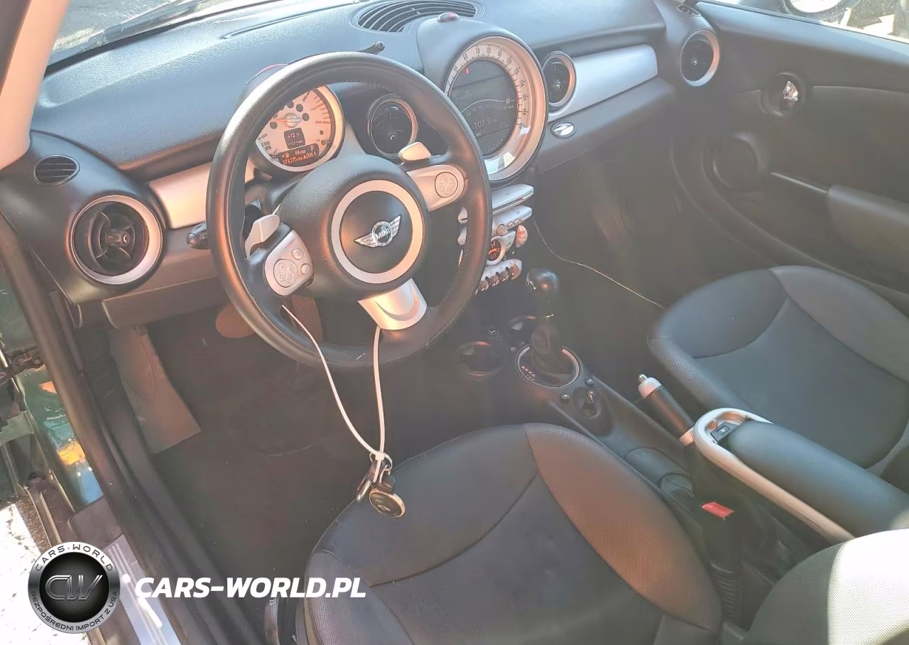 2008 Mini Cooper Clubman VIN:WMWML33588TN67159 - 8