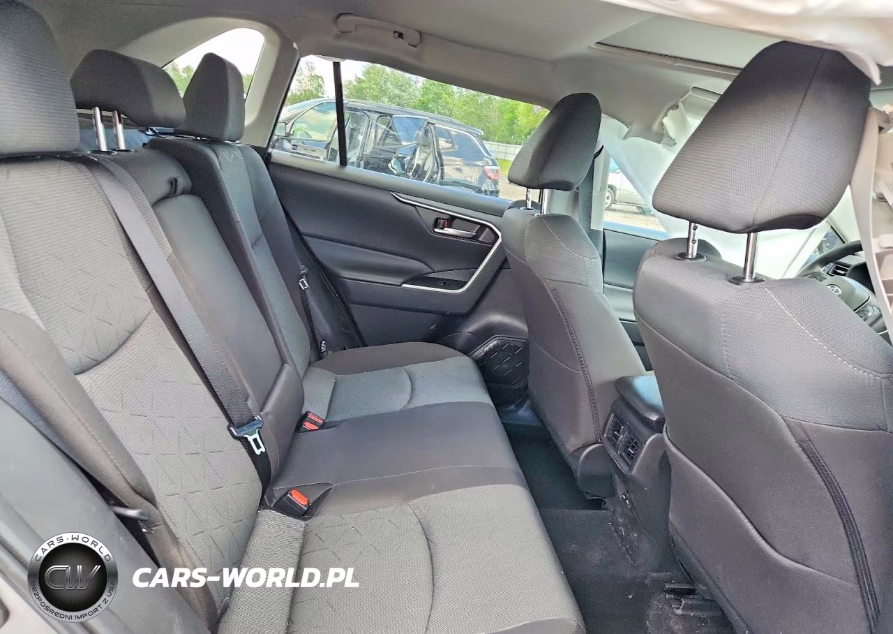 2025 Toyota Rav4 Hybrid Xle VIN:4T3RWRFV8SU178069 - 11