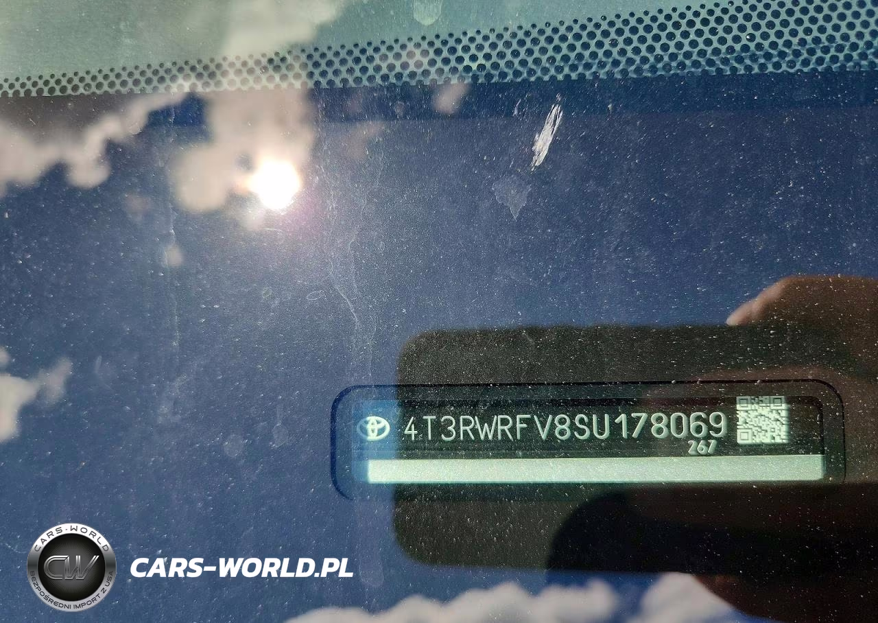 2025 Toyota Rav4 Hybrid Xle VIN:4T3RWRFV8SU178069 - 13