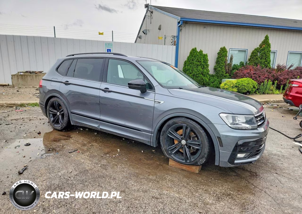 2019 Volkswagen Tiguan VIN:3VV2B7AX5KM104136 - 4