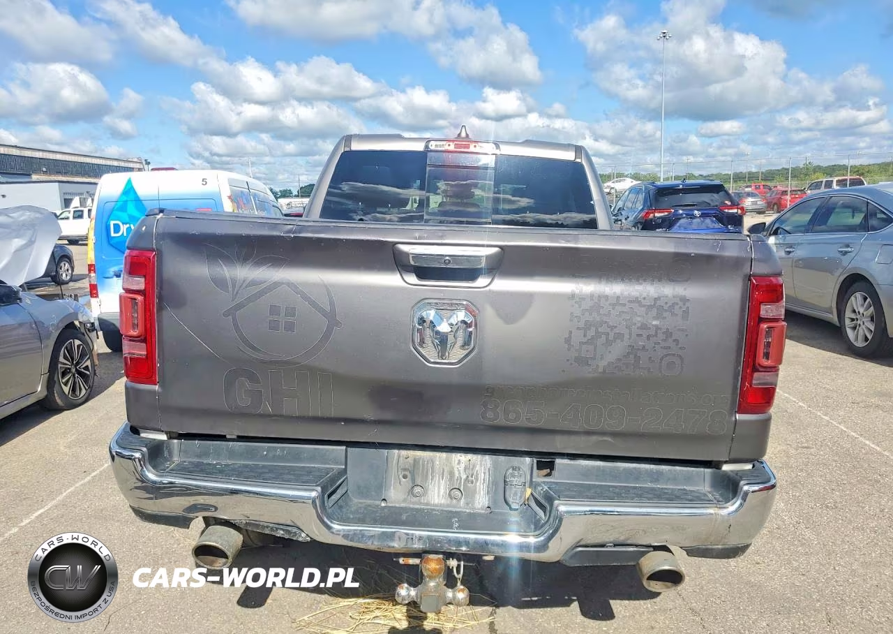 2020 Ram 1500 Laramie VIN:1C6SRFDT8LN254060 - 6