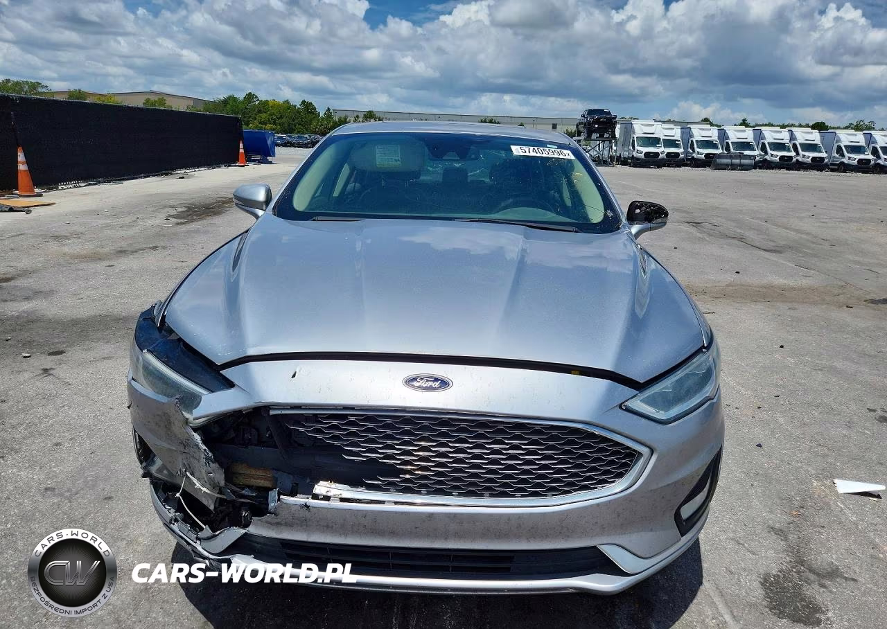 2020 Ford Fusion Titanium VIN:3FA6P0K9XLR117970 - 5