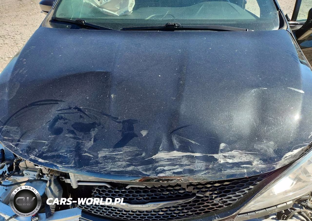 2020 Chrysler Pacifica Touring VIN:2C4RC1FGXLR147364 - 12