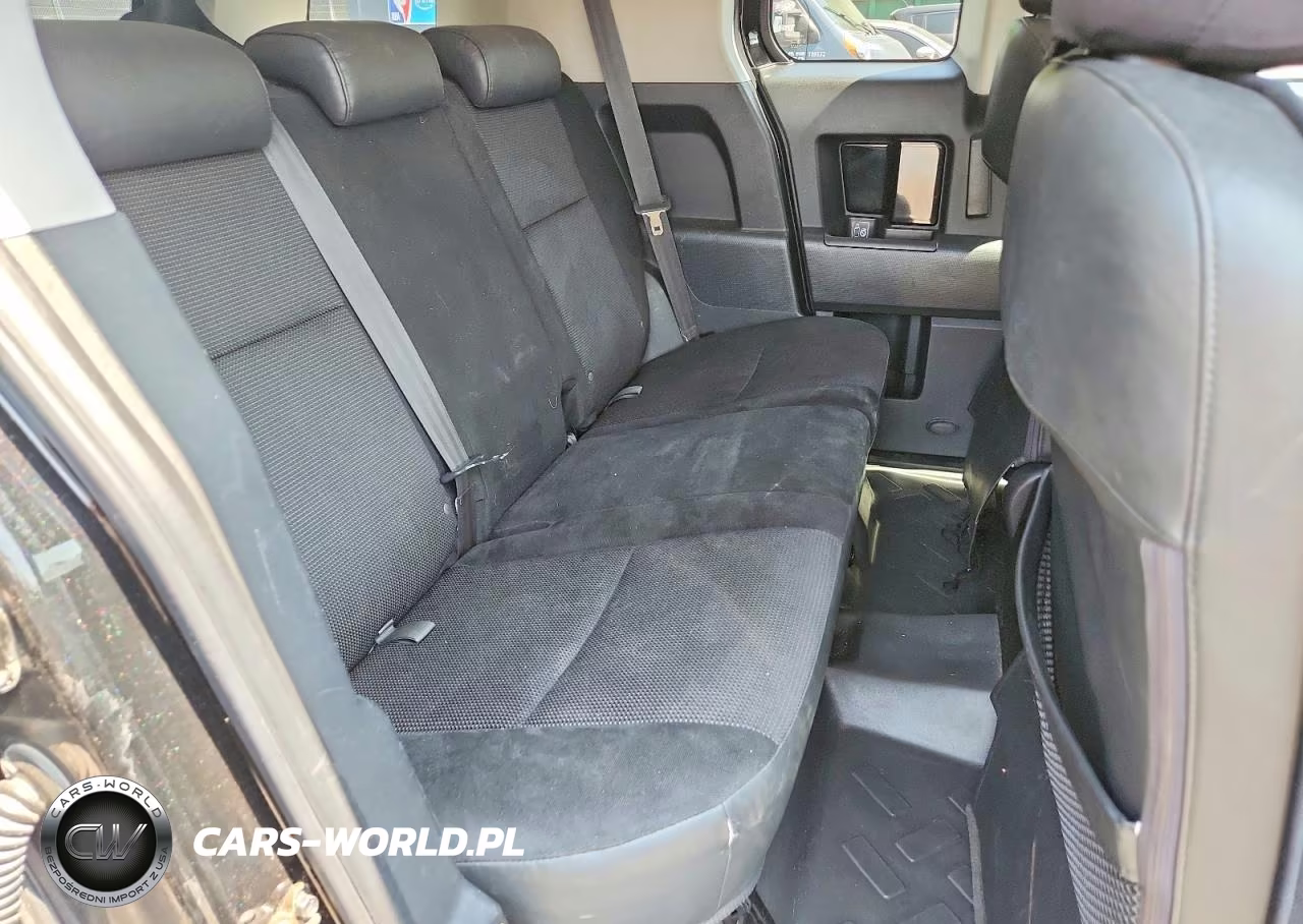 2007 Toyota Fj Cruiser Base VIN:JTEBU11F770017843 - 10