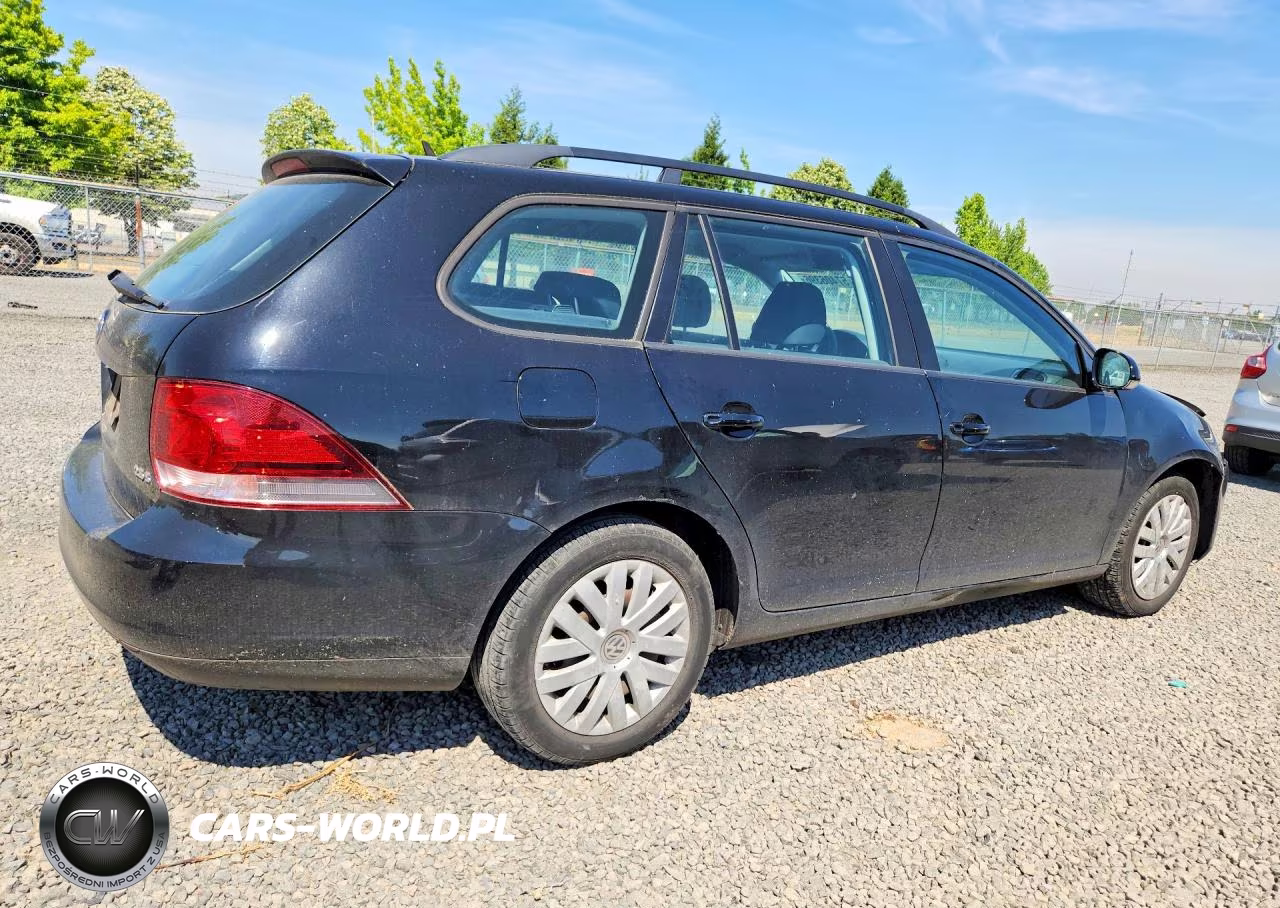2010 Volkswagen Jetta S VIN:3VWKZ7AJ5AM646130 - 3