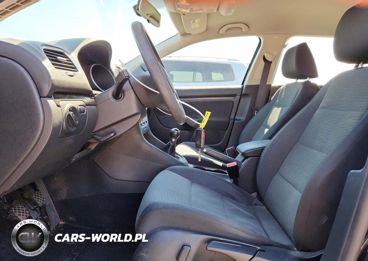 2010 Volkswagen Jetta S VIN:3VWKZ7AJ5AM646130 - 7