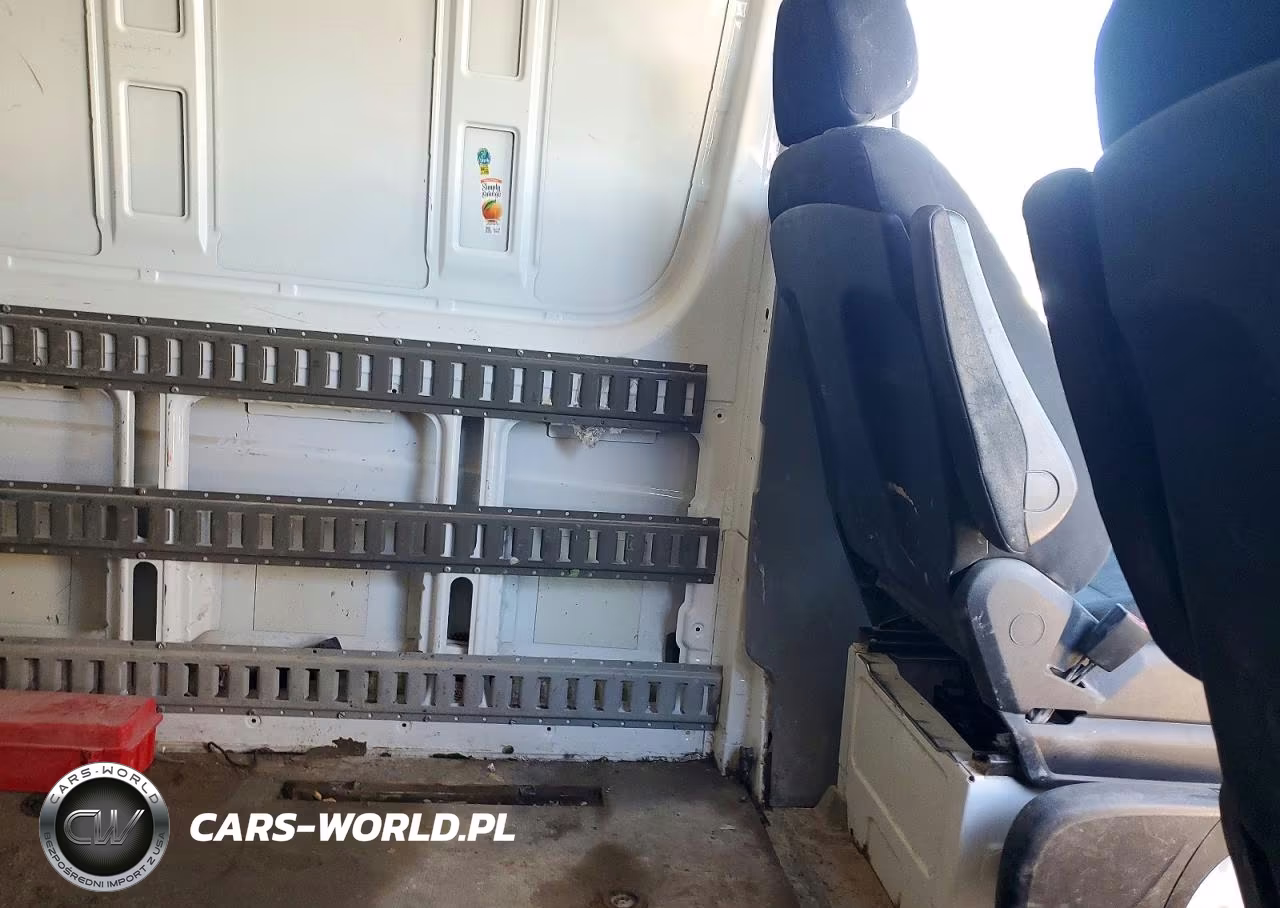 2016 Mercedes-Benz Sprinter 2500 VIN:WD3PE8CD2GP177402 - 11