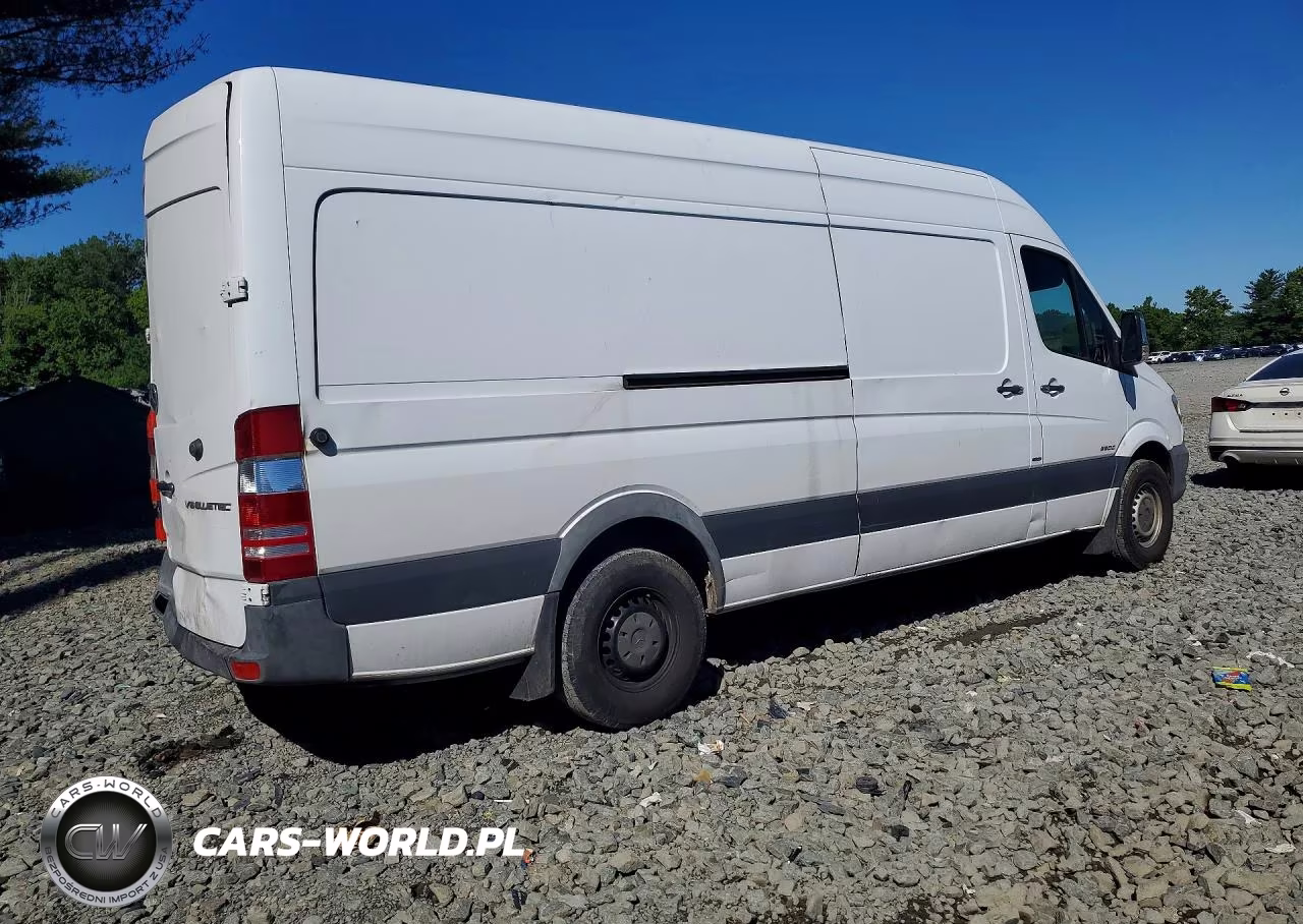 2016 Mercedes-Benz Sprinter 2500 VIN:WD3PE8CD2GP177402 - 3