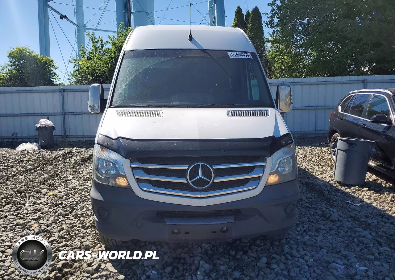 2016 Mercedes-Benz Sprinter 2500 VIN:WD3PE8CD2GP177402 - 5