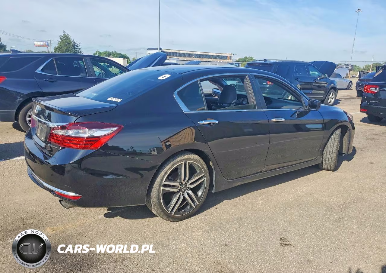 2016 Honda Accord Sport VIN:1HGCR2F53GA210261 - 3