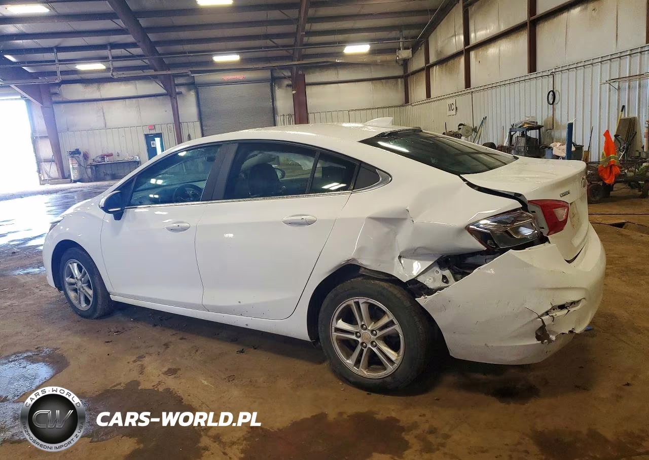 2017 Chevrolet Cruze Lt VIN:1G1BE5SM8H7149582 - 2