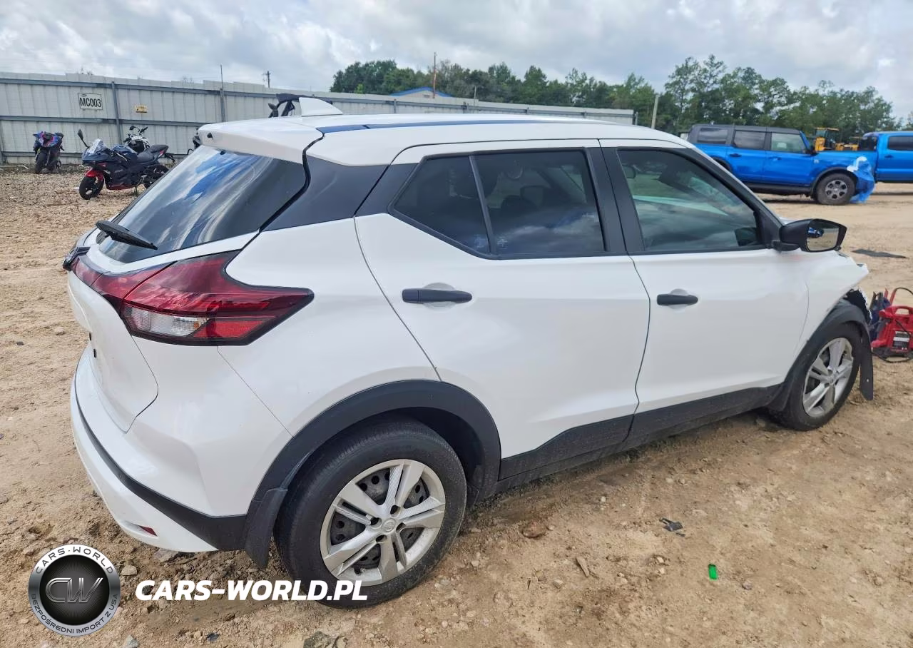 2023 Nissan Kicks S VIN:3N1CP5BV6PL560815 - 3