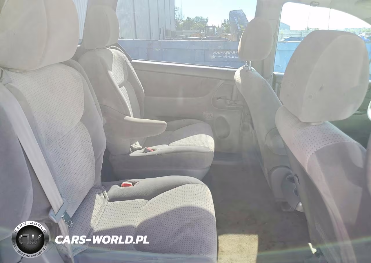 2009 Toyota Sienna Le 7-Passenger VIN:5TDZK23CX9S269393 - 11