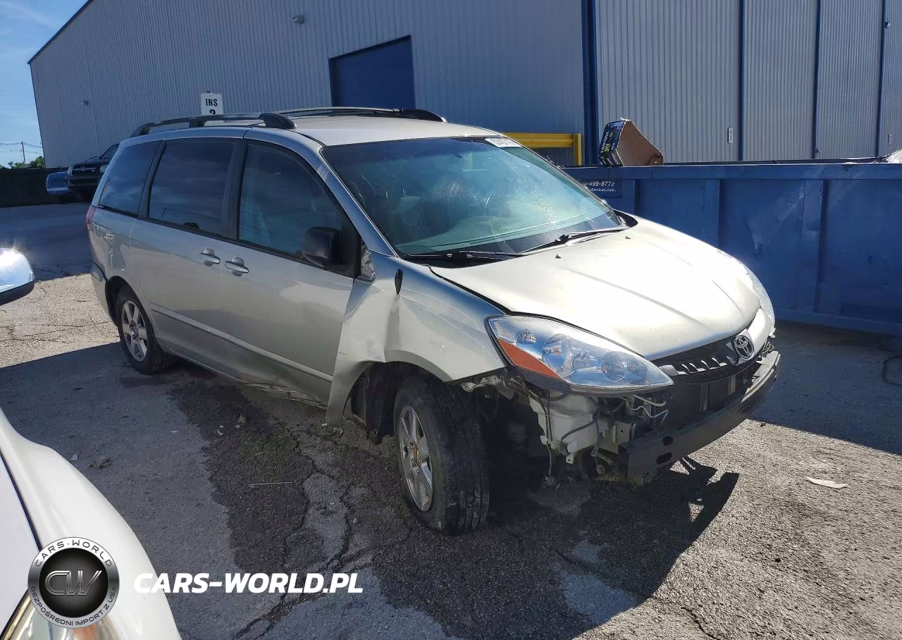2009 Toyota Sienna Le 7-Passenger VIN:5TDZK23CX9S269393 - 4