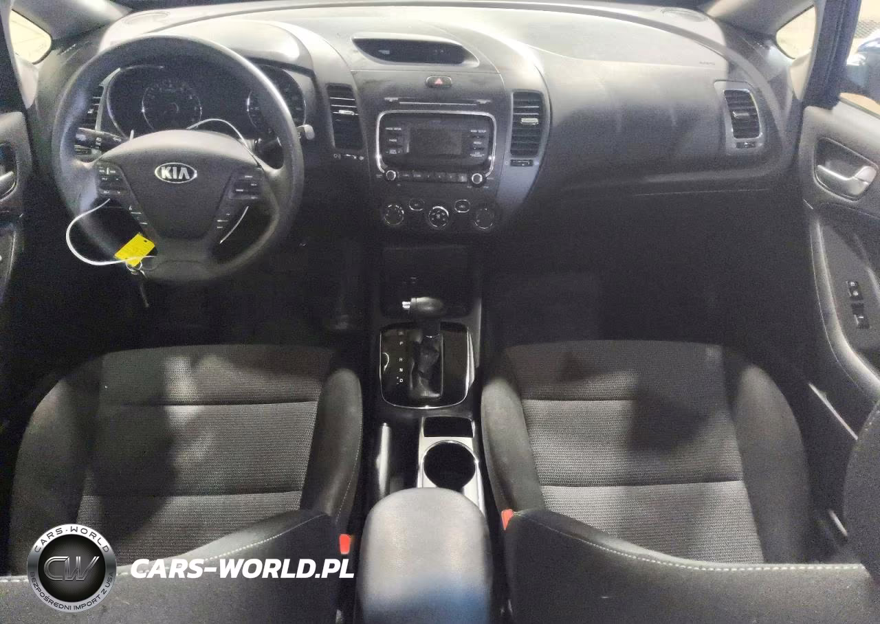 2018 Kia Forte Lx VIN:3KPFK4A71JE184543 - 8