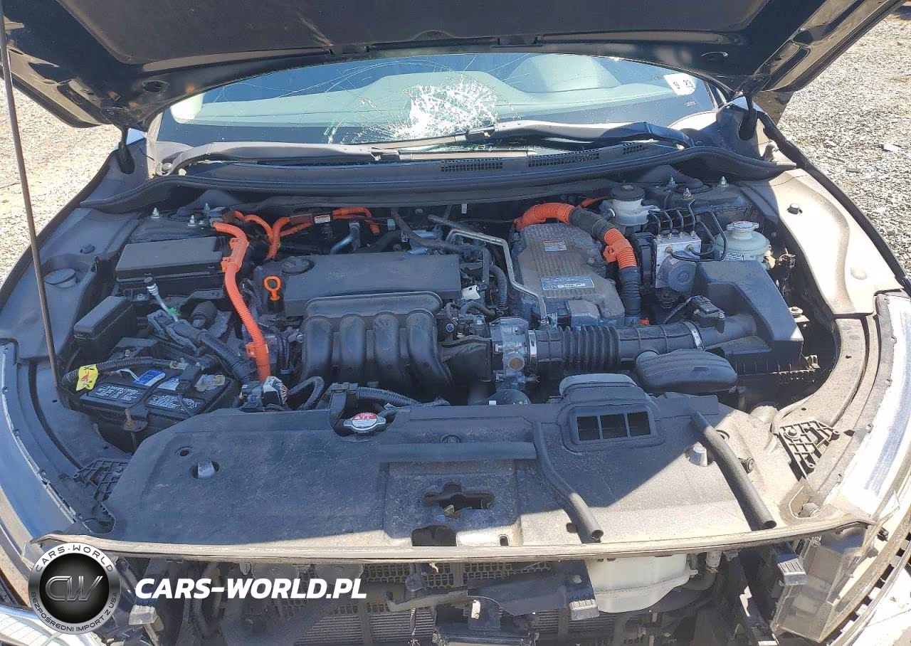2018 Honda Clarity Touring VIN:JHMZC5F3XJC007548 - 11