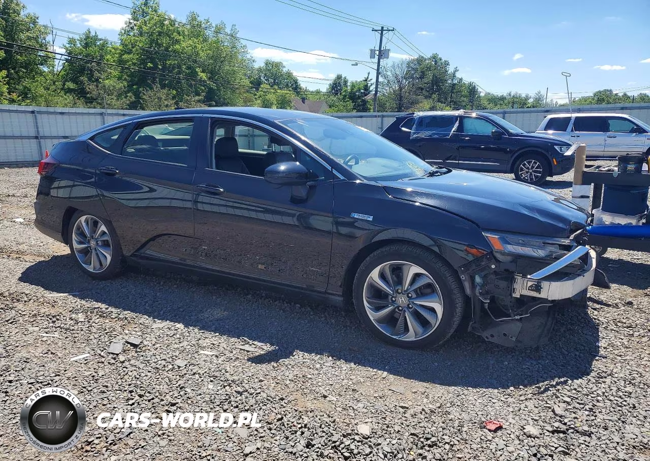 2018 Honda Clarity Touring VIN:JHMZC5F3XJC007548 - 4