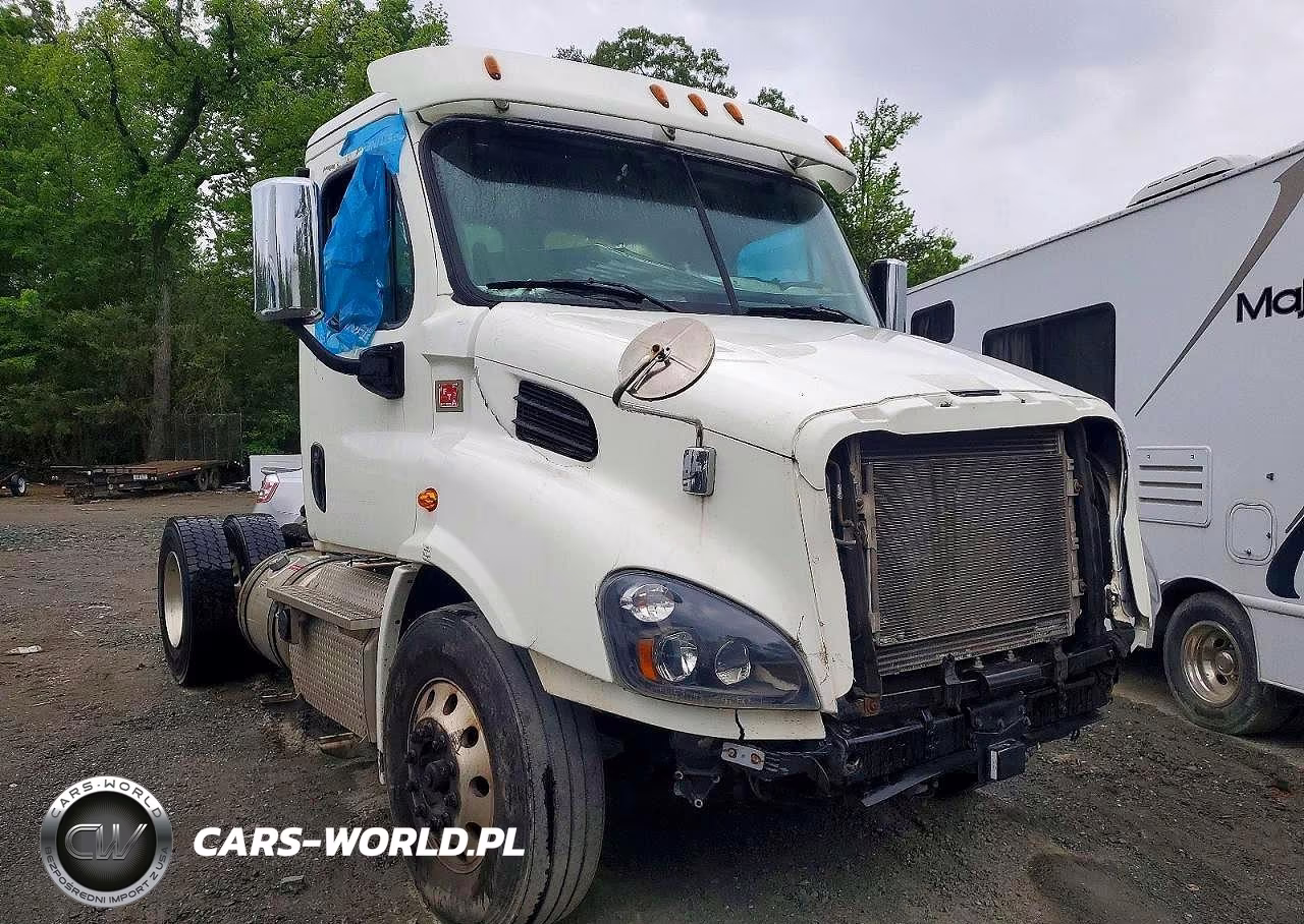 2018 Freightliner Cascadia 1 - Semi Truck VIN:3AKBGADV1JDJU2441 - 4