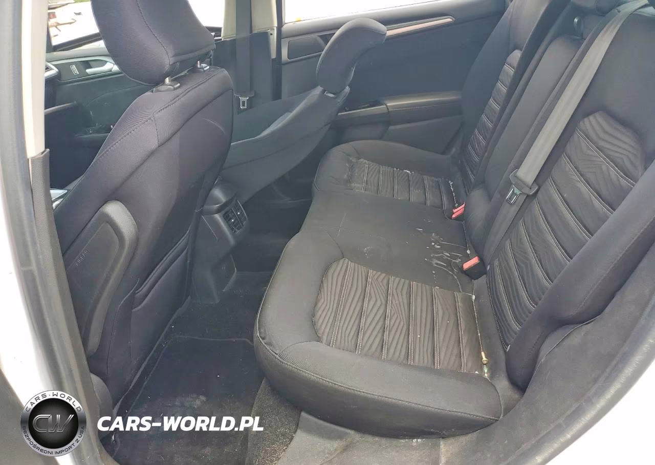 2016 Ford Fusion Se VIN:3FA6P0HD6GR379731 - 10