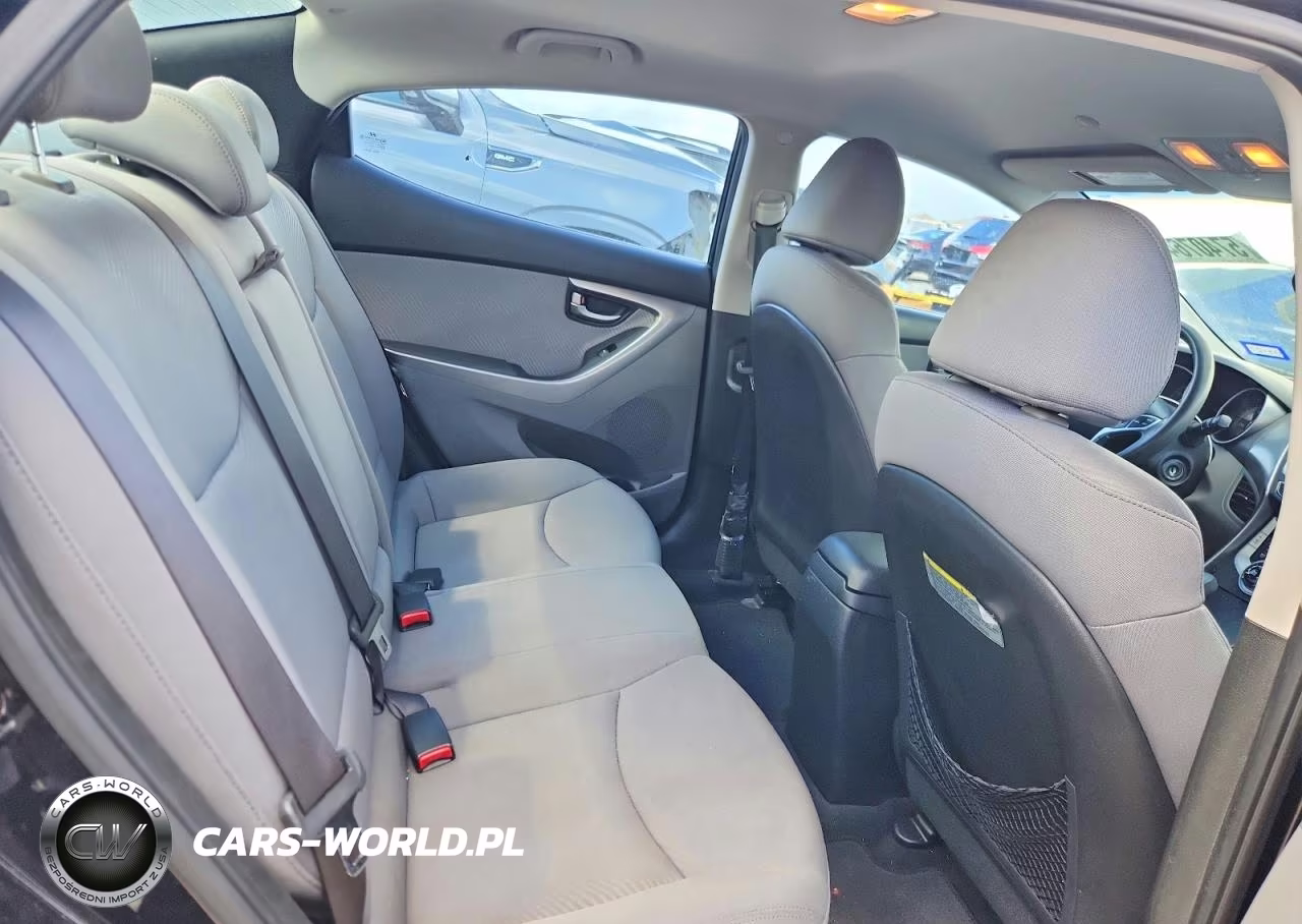 2011 Hyundai Elantra Gls VIN:KMHDH4AE2BU135709 - 10