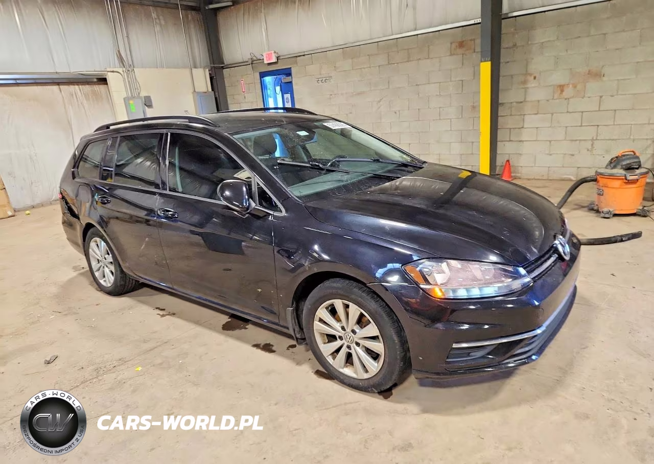2018 Volkswagen Golf Sportwagen S VIN:3VW217AU7JM754881 - 4