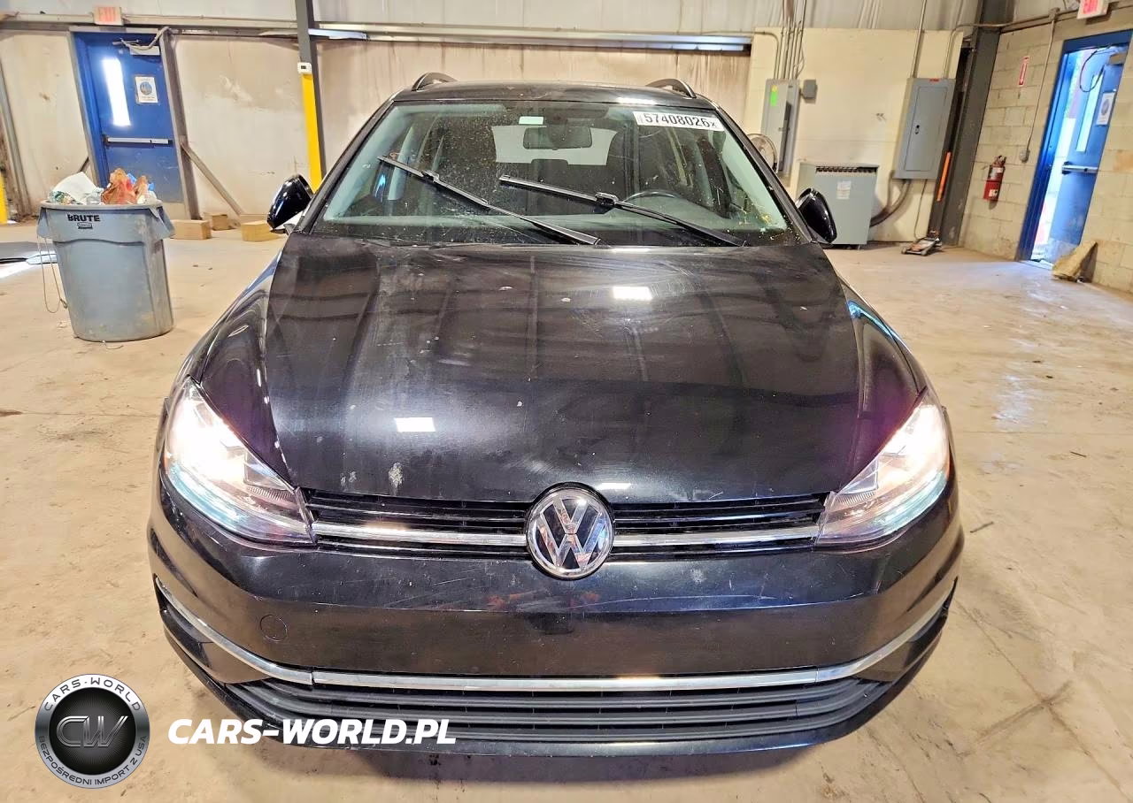 2018 Volkswagen Golf Sportwagen S VIN:3VW217AU7JM754881 - 5