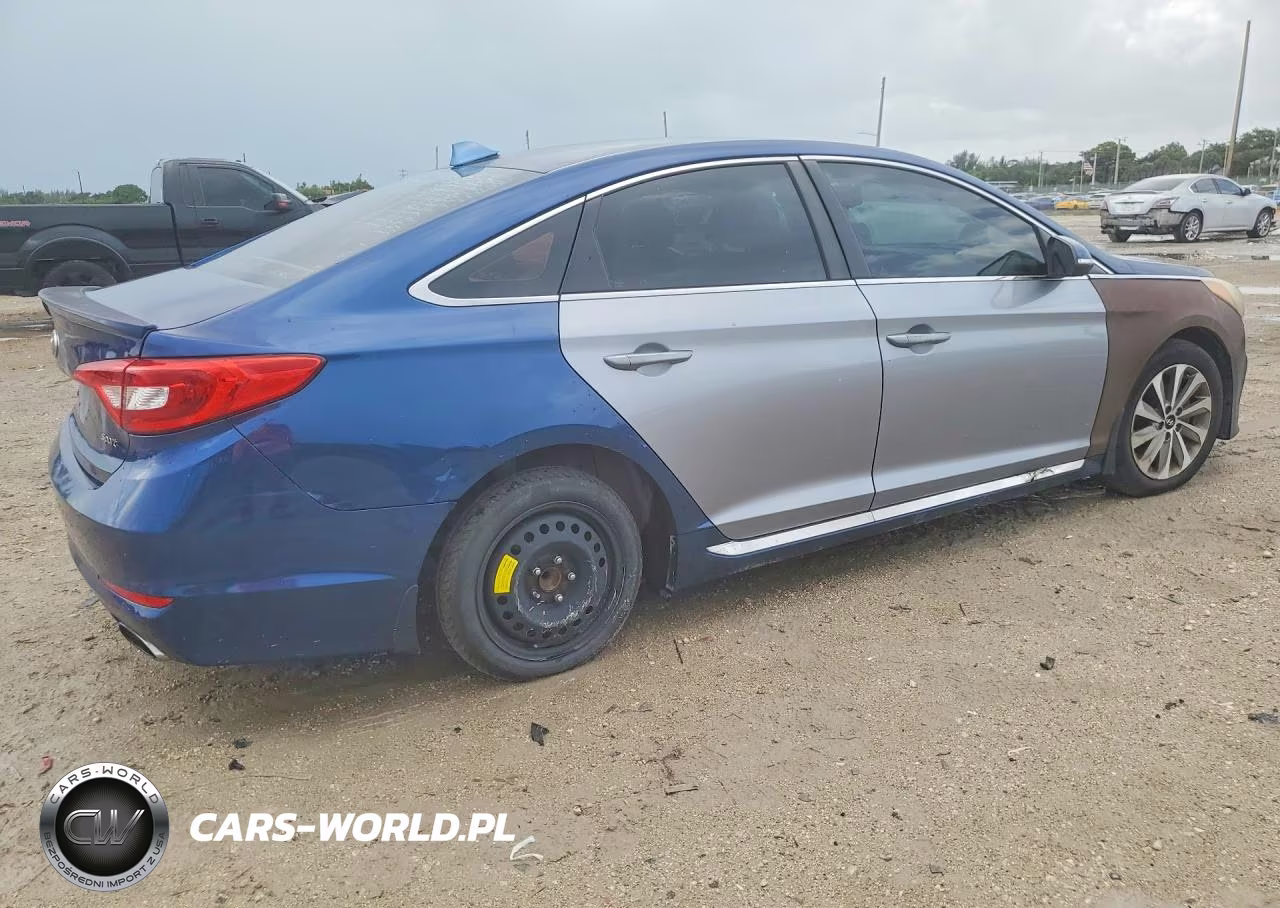 2016 Hyundai Sonata Sport VIN:5NPE34AF6GH316698 - 3