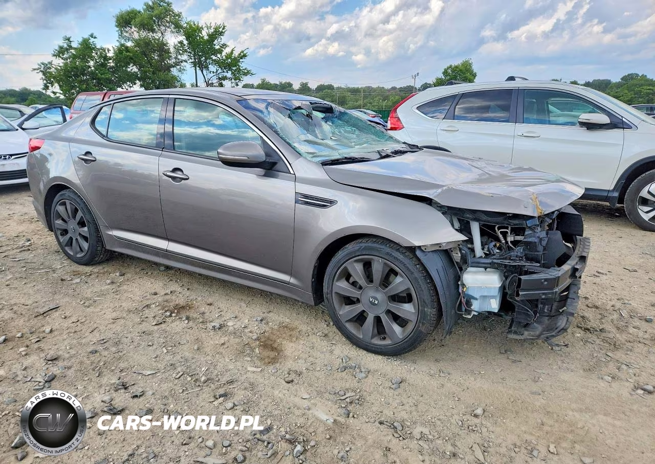 2013 Kia Optima Sx VIN:5XXGR4A66DG151346 - 4